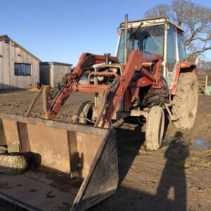 690 Massey With Loader